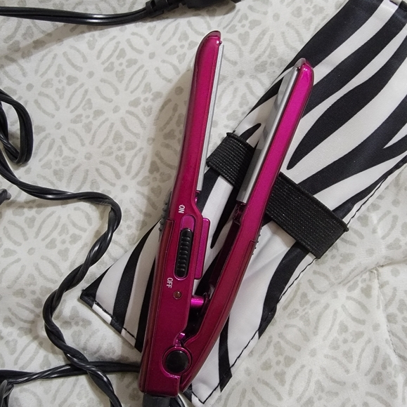 Conair Other - Mini/Travel Conair Hair Straightener